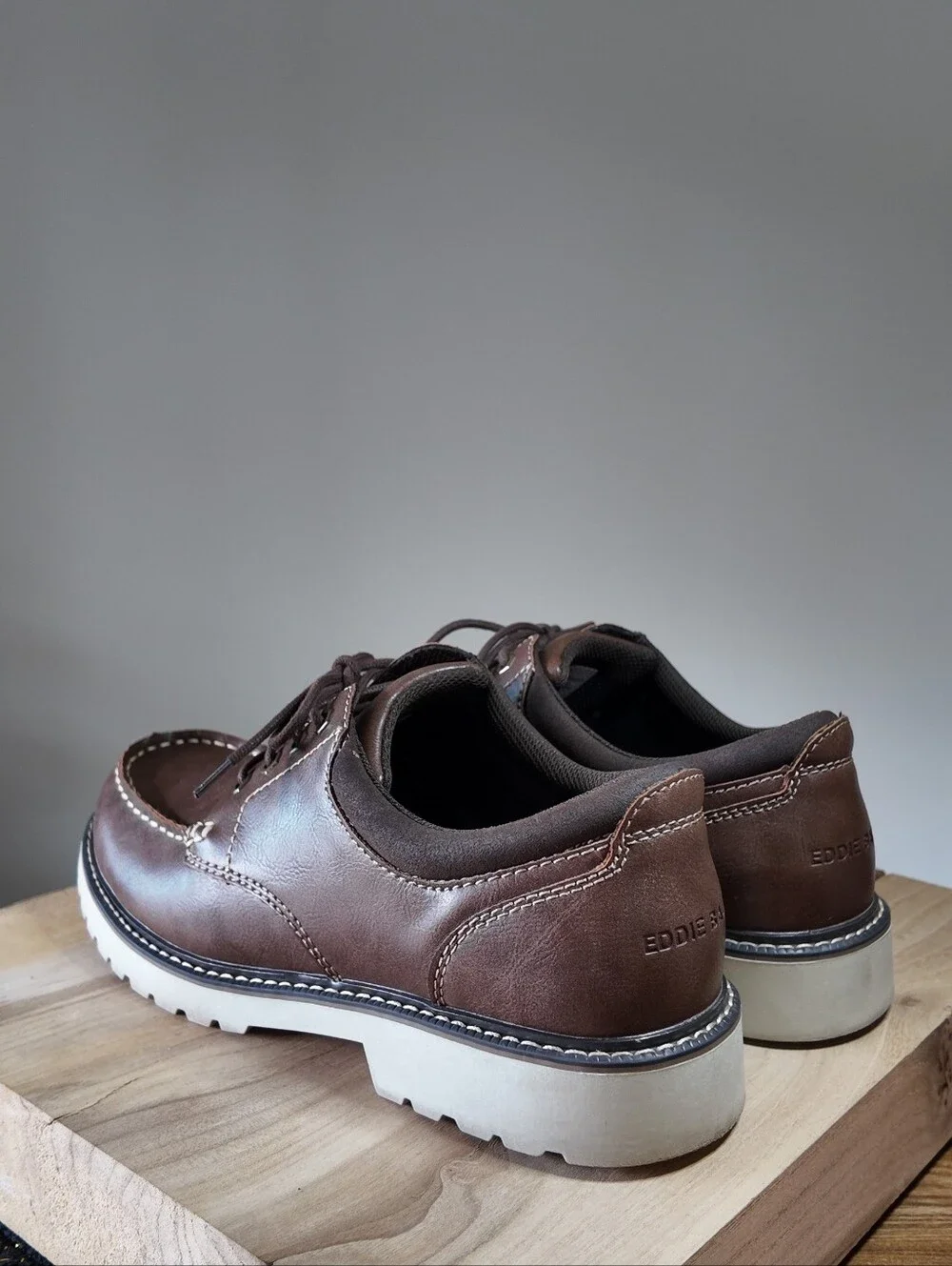 Eddie Bauer Stridertan Tan/ Men's Size 11